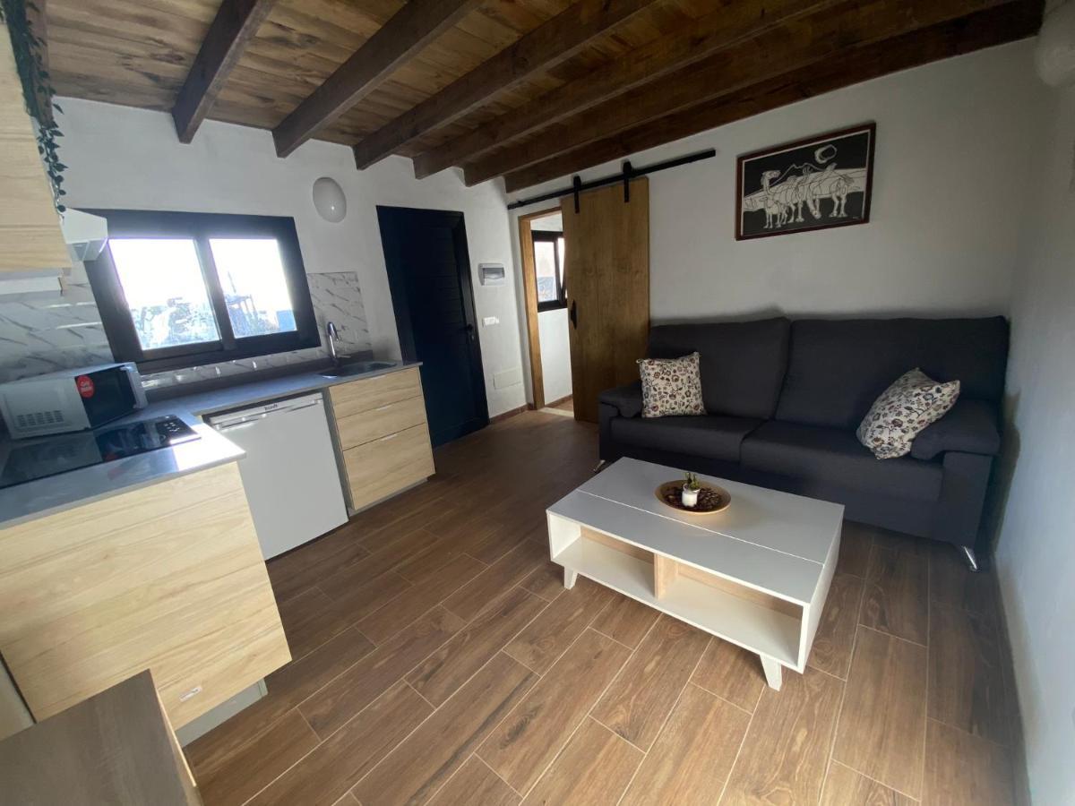 Mardelava Villa Tinajo Kültér fotó