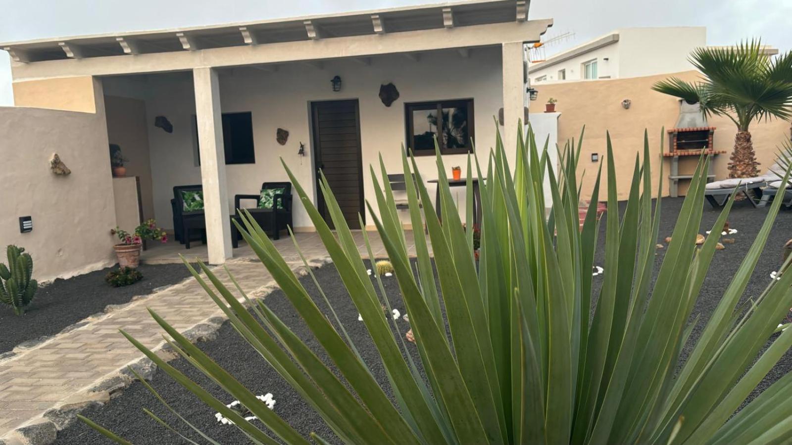 Mardelava Villa Tinajo Kültér fotó